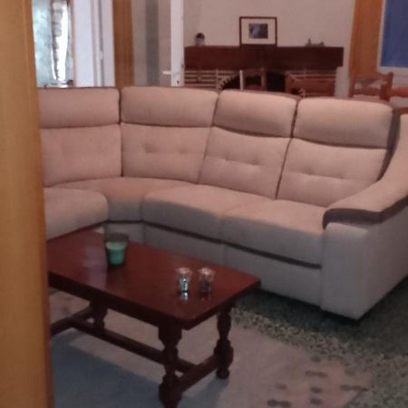 Spacieuse Villa Avec Jardin A Deux Pas Du Centre Aups Dış mekan fotoğraf